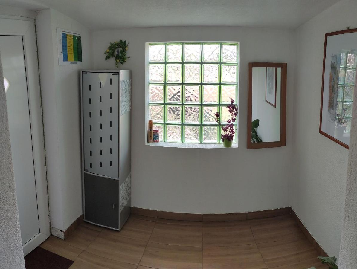 Vila Kuca Za Odmor Tri Sunca Pula Exteriér fotografie